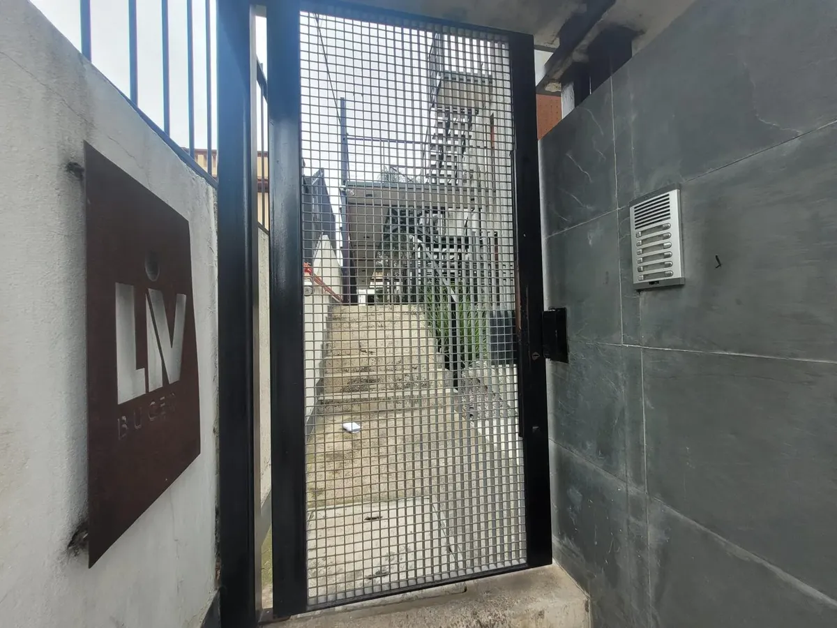 Apartamento, Planta Baja, 2 Dormitorios Y Azotea, Buceo · Foto 5