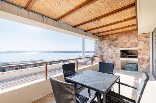 Imagen 2 de 30 de Departamento En Venta De Dormitorio Y Medio Con Dos Baños En Complejo Privado De Punta Ballena - Punta Ballena Punta Ballena