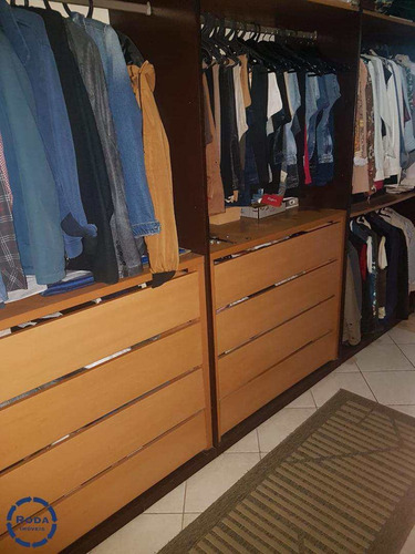 Casa Com 3 Dorms, Ponta Da Praia, Santos - R$ 1.29 Mi, Cod: 13451 - V13451