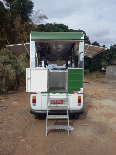 Food Truck Em Kombi (montagem Sem O Veículo)