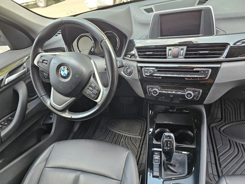 BMW X1 2.0 Sdrive 20ia X Line At