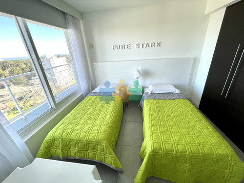Imagen 15 de 28 de Apartamento De Primera Categoria En Torre Con Amenities