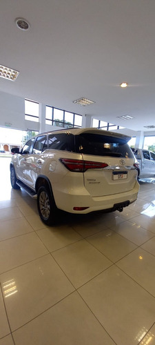 Imagen 3 de 7 de Sw4 Tdi Srx Aut L/21