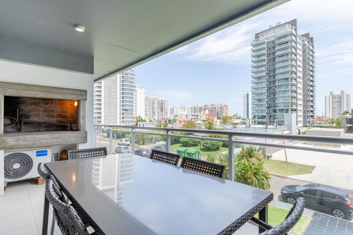 Venta Departamento 3 Domitorios En Playa Brava