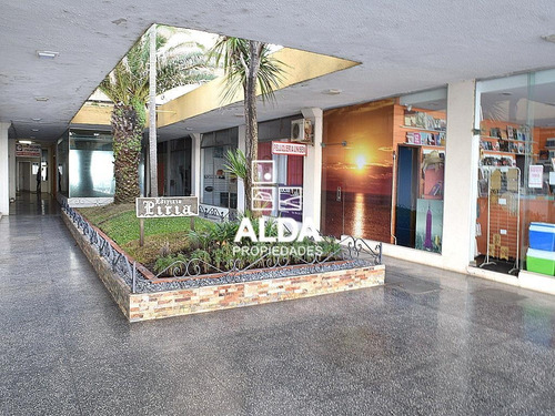 Local Comercial Centro Piriápolis Venta Lo102085
