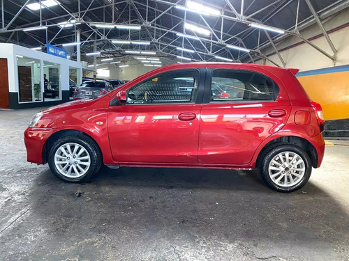 Toyota Etios 1.5 Xls