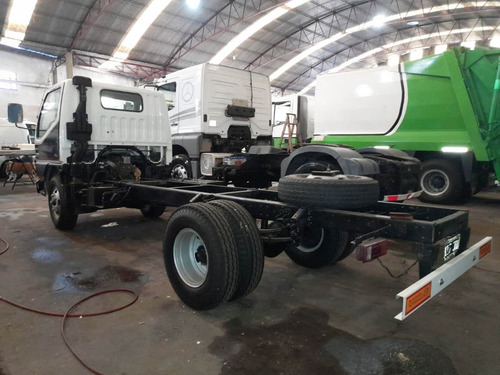 Imagen 7 de 11 de Mitsubishi Canter - Chasis Pelado