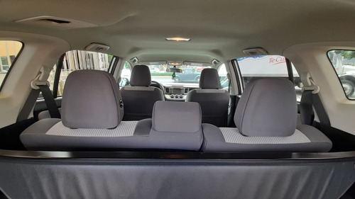 Imagen 3 de 15 de Toyota Rav4 Le 2015