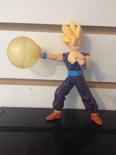 Figura Gohan Super Saiyajin Fase 2 (con Luz) - Pixel Gamers-