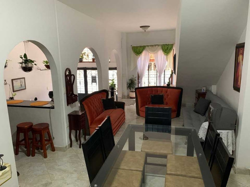 Imagen 2 de 12 de Apartamento Para La Venta Primer Piso En Cabañitas