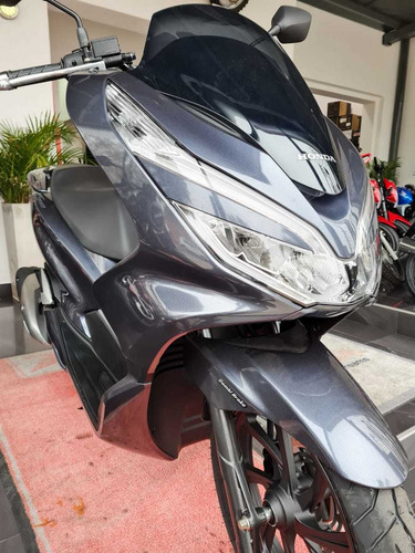 Imagen 20 de 25 de Honda Pcx 150 Scooter 2021 Modelo Dlx Nuevo - Power Bikes