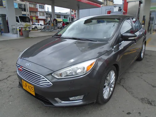 Ford Focus 2.0 Titanium