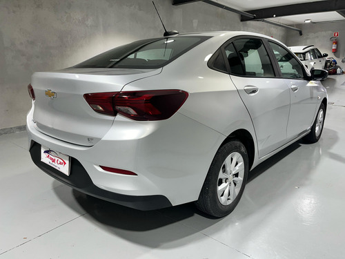 Chevrolet Onix plus 1.0 Lt 2 4P