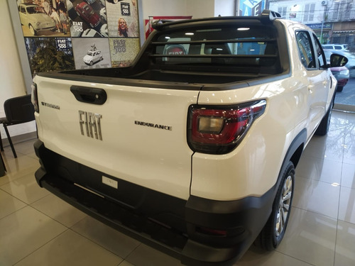 Imagen 4 de 8 de Fiat Strada 1.4 8v Freedom Cd