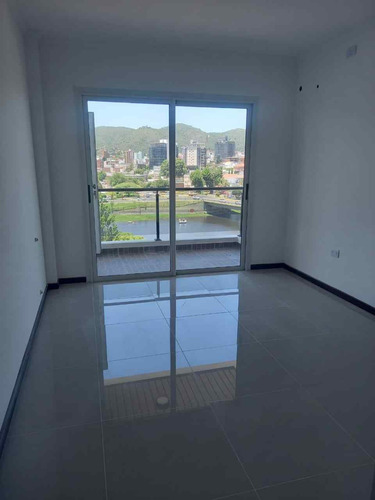 Imagen 5 de 25 de Villa Carlos Paz / Veneto Iii / Impecable C/cochera Y Amenities