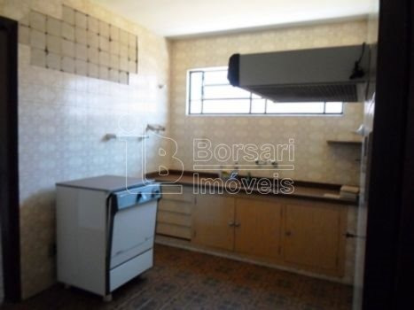 Imagem 5 de 6 de Venda De Casas / Padrão Na Cidade De Araraquara 2568