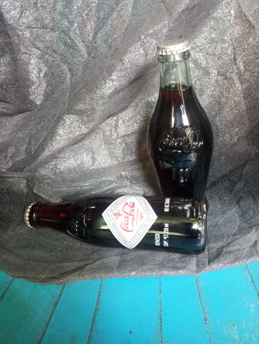 Botellas Colecciónables De Coca Cola 2 Piezas (Usado)