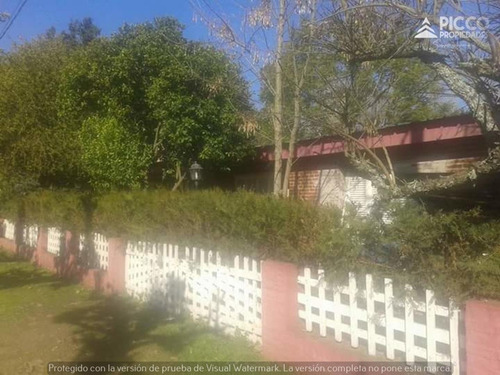 Imagen 2 de 13 de Casa De 5 Ambientes Con Dto En Gral Belgrano Acepta Permuta
