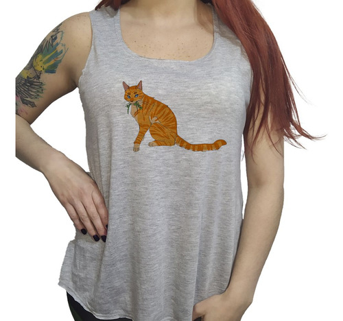 Musculosa Acampanada Gato Atigrado Naranja Comiendo