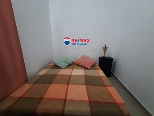 Se Vende Apartamento Vista Al Mar En Tucacas, Edificio Puerto Varadero.