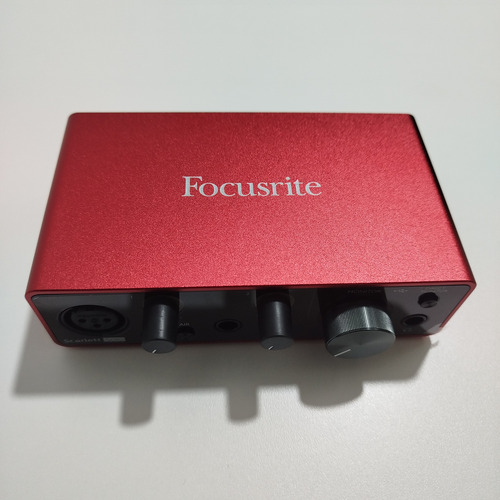 Focusrite Scarlett Solo 3o Generación Interface De Audio Rojo