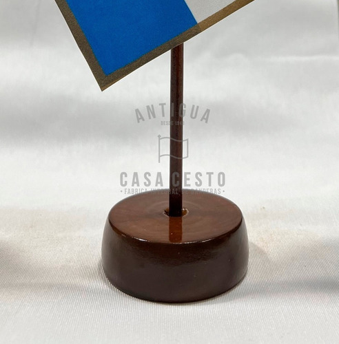 Bandera Argentina De Escritorio C/base Madera *altura 40cm *