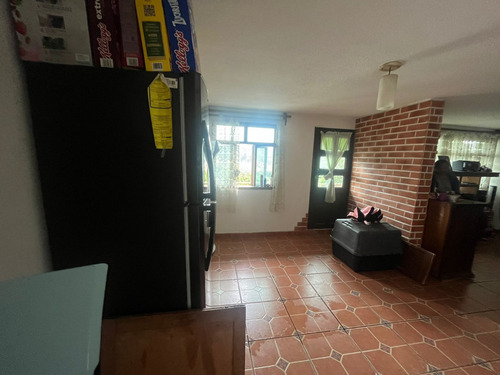 Edificio En Venta Con 6 Unidades Rentables Se Puede Vender Con Inquilinos