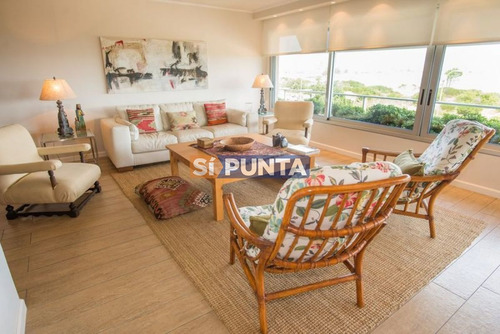 Imagen 2 de 23 de Apartamento En Venta - Playa Mansa
