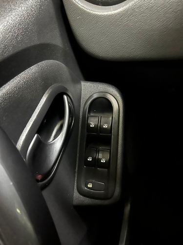 Renault Duster 1.6 16v Dynamique Hi-flex 5p