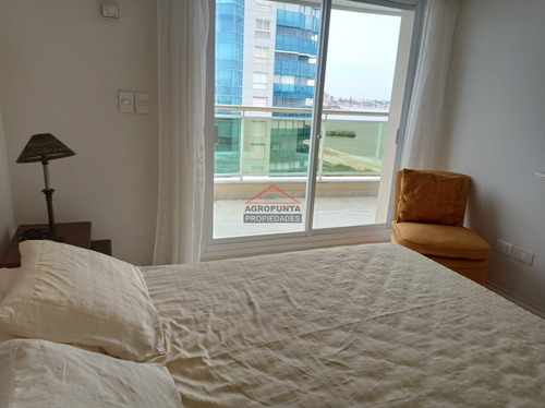 Hermoso Clásico Apartamento 3 Dormitorios - Alquiler Temporada- Ref: 5289