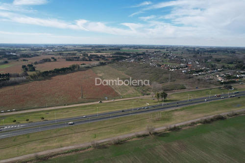 Imagen 5 de 12 de Terreno Fraccion En Venta Sobre Colectora Norte Acceso Oeste Luján, G.b.a. Zona Oeste