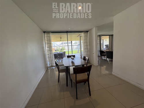 Casa En Venta En Colina