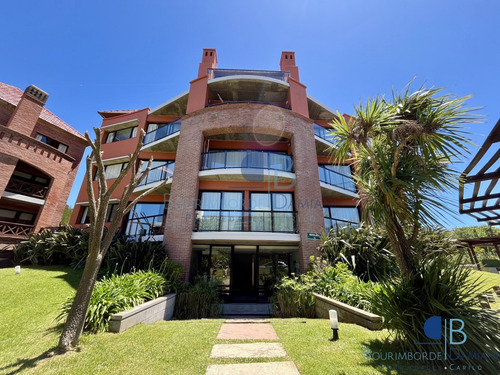 2013 - Departamento En Venta
