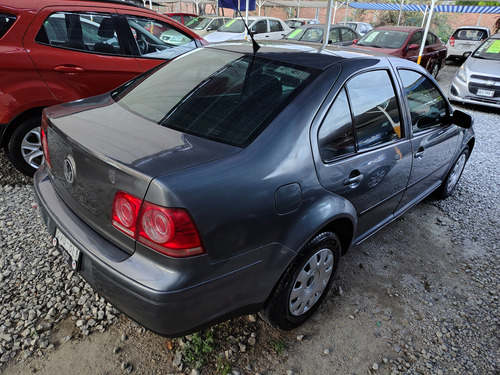 Volkswagen Jetta 2.0 City 5vel Mt