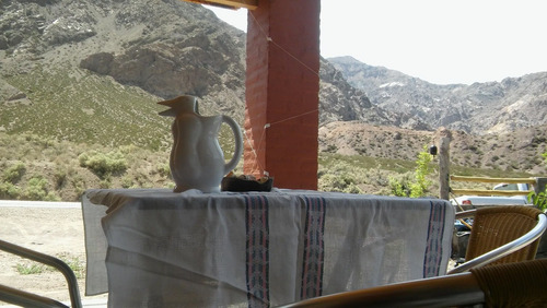 2 Casas De Montaña (apta 2 Flias) En 3000m2 En Precordillera