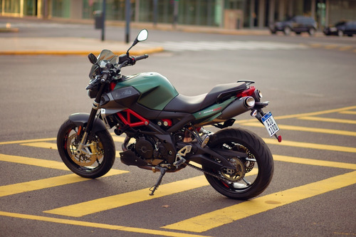 Aprilia Shiver 900