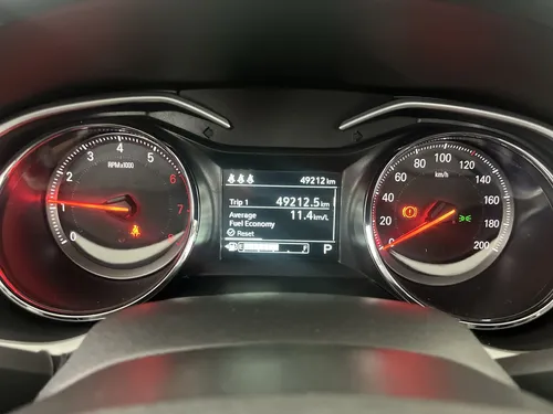 Chevrolet Onix 1.0T Premier Hatch At