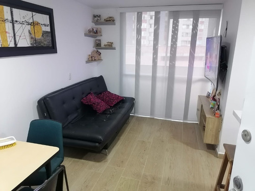 Venta De Apartamento  Luna Del Bosque En Medellín 