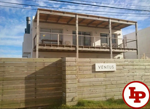 Casa 4 Dorm, 3 Baños, Balneario Buenos Aires Frente Al Mar.