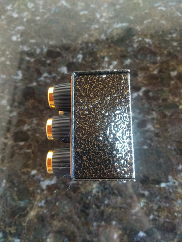 Brown Sugar Da Aura, Pedal Tipo Marshall Só Testado Na Caixa Marrom-claro (Usado)