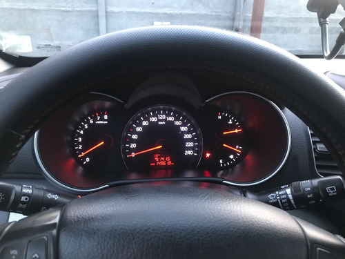 Kia Sorento Ex 7S Gsl 6Mt 4X2