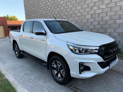 Toyota Hilux 2.8 Cd Srx 177cv 4x4 At 2019