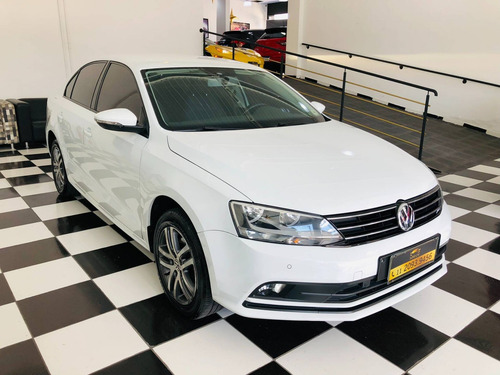 Imagem 3 de 14 de Volkswagen Jetta 1.4 16v Tsi Comfortline Gasolina 4p