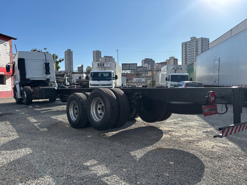 30.330 /2023 Bitruck Chassi 11,5 Mts