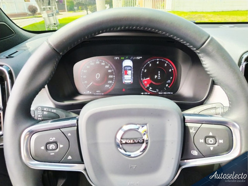Volvo Xc40 Momentum