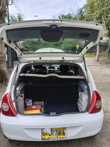 ¡renault Clio Campus 2015 Excelente Estado! Motor 1.2 E