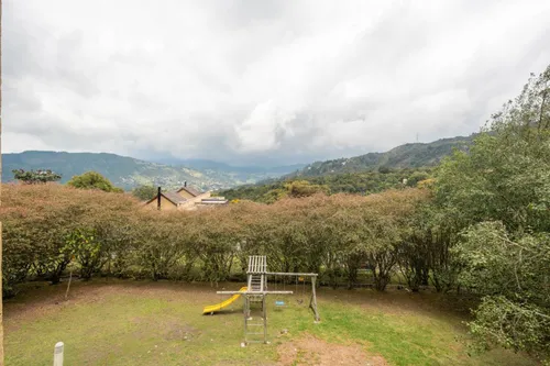 Casa En Venta En Arboretto. Cod V16506
