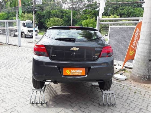 Imagem 2 de 9 de Chevrolet Onix 1.0 Mpfi Joy 8v Flex 4p Manual