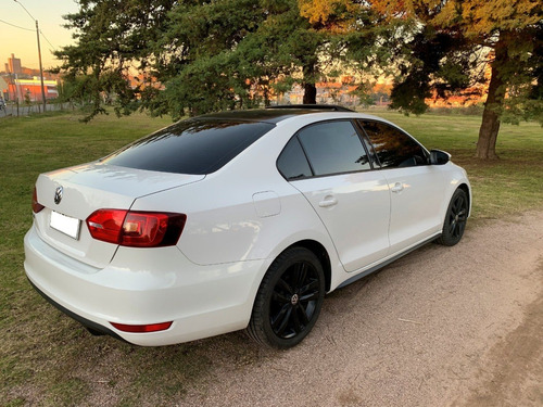 Volkswagen Vento 2.0 Gli Dsg 2014 Divino.
