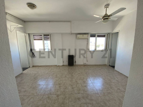5 E/ 47 Y 48 Monoambiente En Venta